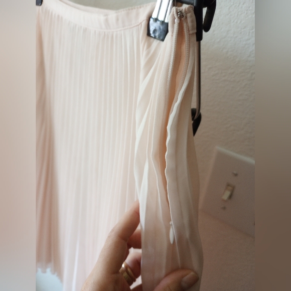 Mango Suit Blush Pleated Skirt - Picture 2 of 3